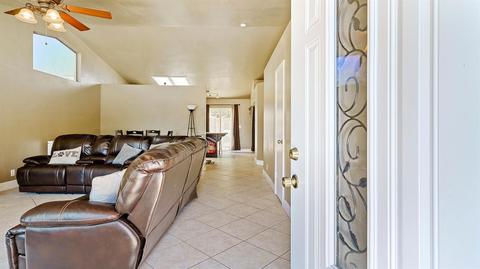 809 Grand Central Dr, Modesto, CA 95351 photo 6