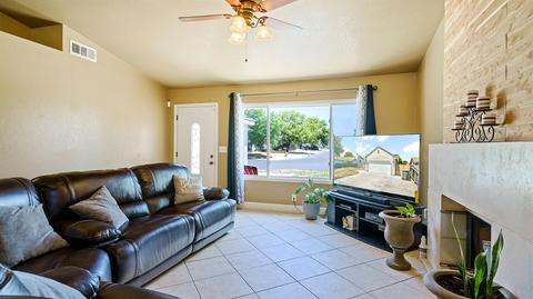 809 Grand Central Dr, Modesto, CA 95351 photo 10