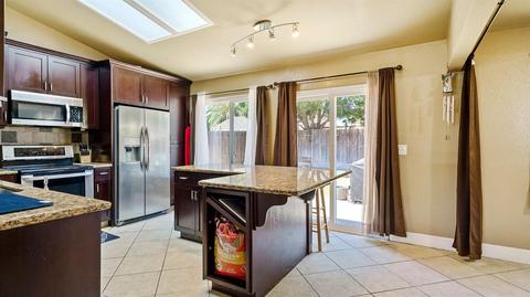 809 Grand Central Dr, Modesto, CA 95351 photo 13