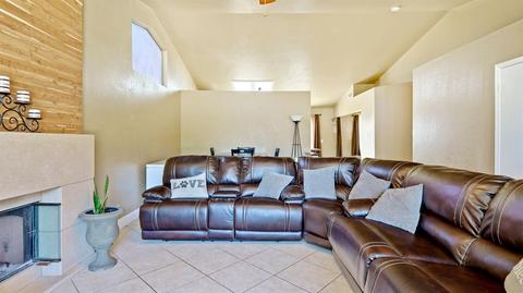 809 Grand Central Dr, Modesto, CA 95351 photo 8