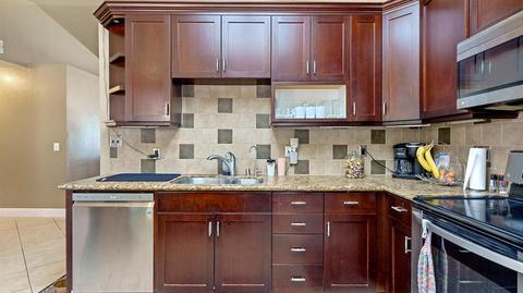 809 Grand Central Dr, Modesto, CA 95351 photo 17