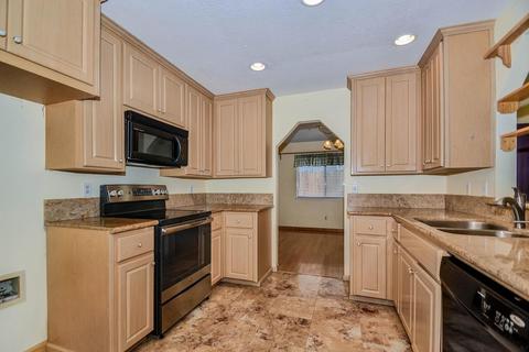 295 Meadowlark Way, Lodi, CA 95240 photo 8