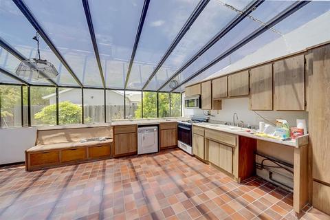 1240 Padre Dr, Salinas, CA 93901 photo 6