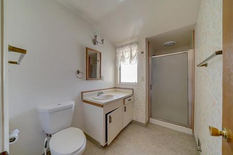 1240 Padre Dr, Salinas, CA 93901 photo 8