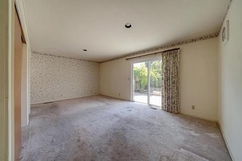 1240 Padre Dr, Salinas, CA 93901 photo 10