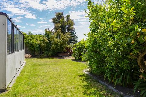 1240 Padre Dr, Salinas, CA 93901 photo 21