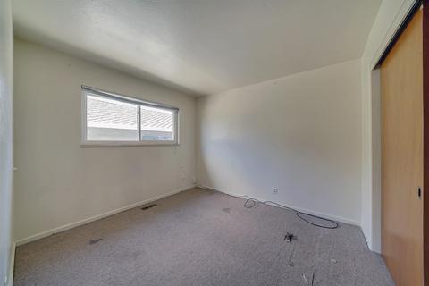 1240 Padre Dr, Salinas, CA 93901 photo 18