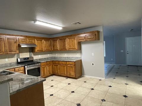 357 Paige Ln, Merced, CA 95341 photo 12