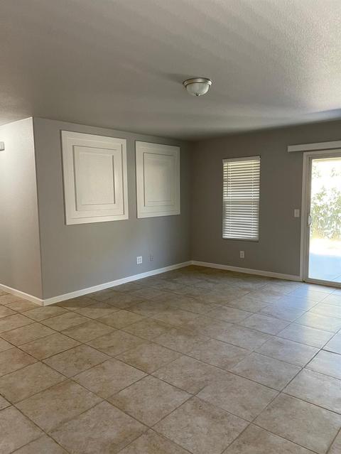 357 Paige Ln, Merced, CA 95341 photo 8