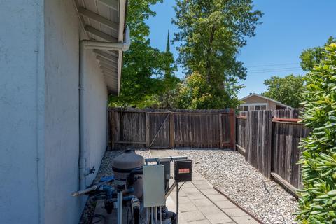 8311 Foxfire Dr, Orangevale, CA 95662 photo 30