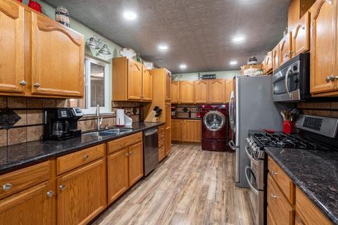 614 Sutter Ave, Modesto, CA 95351 photo 4