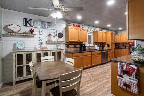 614 Sutter Ave, Modesto, CA 95351 photo 2