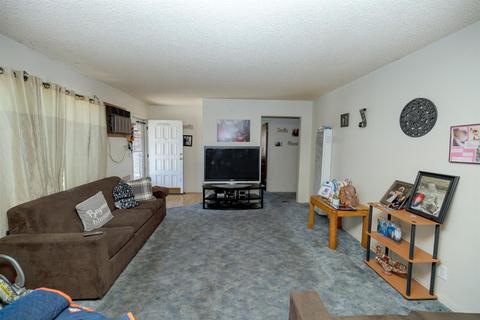 124 E 20th St, Tracy, CA 95376 photo 9