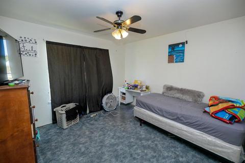 124 E 20th St, Tracy, CA 95376 photo 19