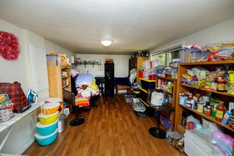 124 E 20th St, Tracy, CA 95376 photo 15