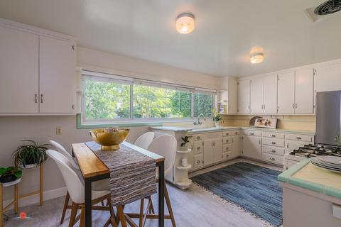 774 8th Ave, Sacramento, CA 95818 photo 7