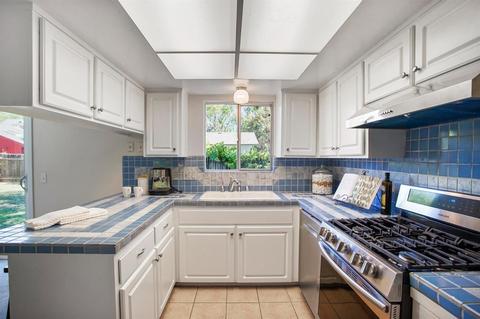 2922 Grinnel Dr, Davis, CA 95618 photo 13
