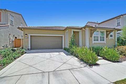 7021 Daphne St, Tracy, CA 95377 photo 1
