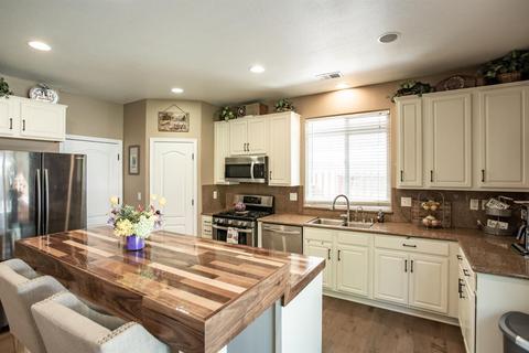2000 St Peters St, Modesto, CA 95355 photo 6