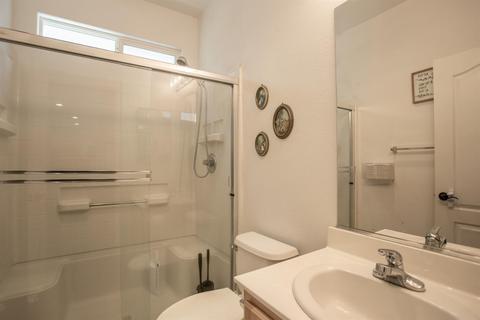 2000 St Peters St, Modesto, CA 95355 photo 13