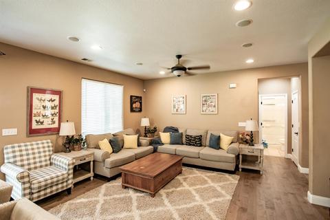 2000 St Peters St, Modesto, CA 95355 photo 7