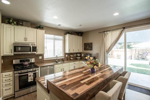 2000 St Peters St, Modesto, CA 95355 photo 5