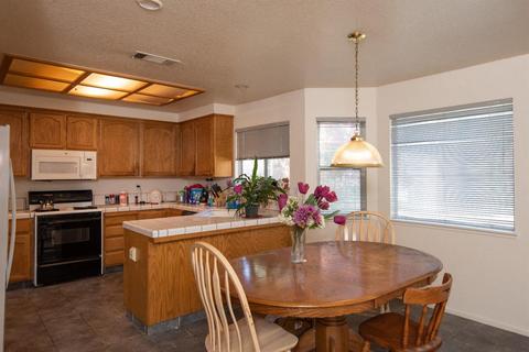 3909 Breda Ct, Modesto, CA 95356 photo 2