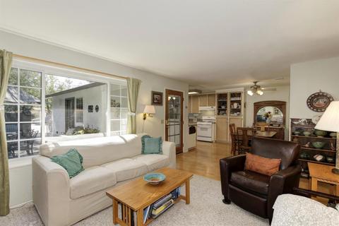 1412 Garrison St, Davis, CA 95616 photo 10