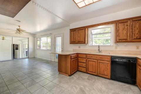 6110 Longmont Way, Carmichael, CA 95608 photo 7