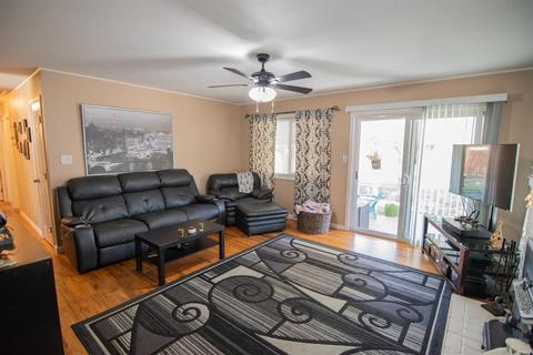 813 Meladee Ln, Galt, CA 95632 photo 13