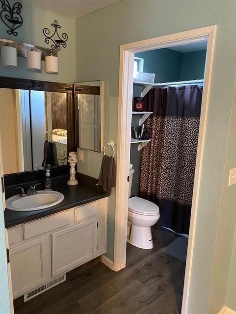 1216 Dezzani Ln, Modesto, CA 95358 photo 9