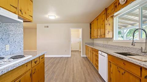 1812 Elm Ave, Modesto, CA 95358 photo 29