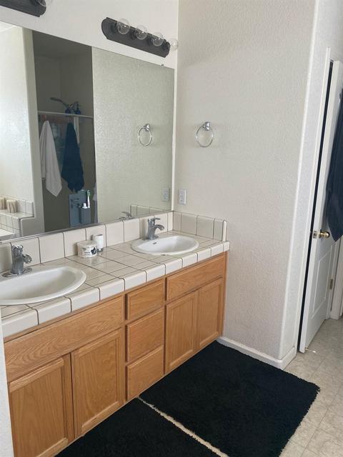 3041 Red Oak Ct, Turlock, CA 95382 photo 11