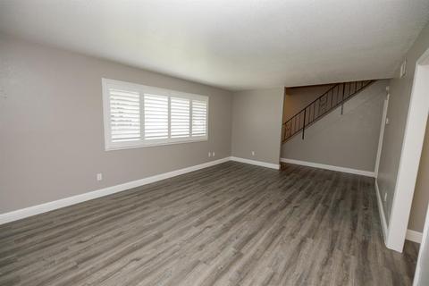 1805 E Orangeburg Ave, Modesto, CA 95355 photo 10