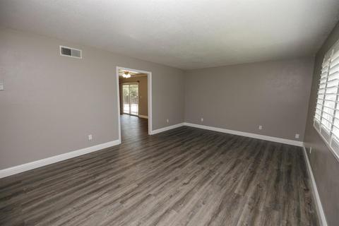 1805 E Orangeburg Ave, Modesto, CA 95355 photo 9
