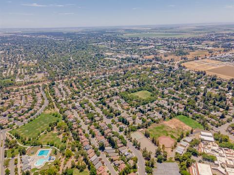 2033 S Humboldt Ave, Davis, CA 95616 photo 12