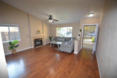 4621 Stuart Pl, Rocklin, CA 95765 photo 2