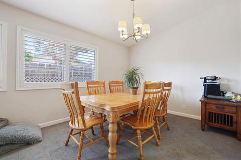 1481 Hampton Pl, Manteca, CA 95336 photo 17