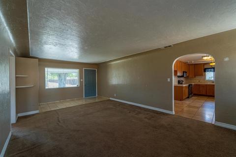 2309 Ada St, Modesto, CA 95354 photo 2