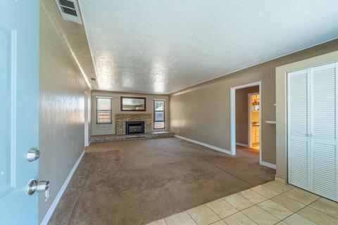 2309 Ada St, Modesto, CA 95354 photo 3