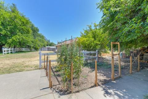 9168 King Rd, Loomis, CA 95650 photo 42