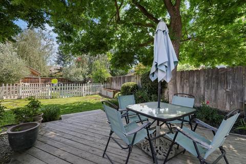915 Evert Ct, Lodi, CA 95242 photo 33