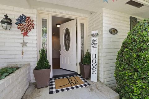 915 Evert Ct, Lodi, CA 95242 photo 3