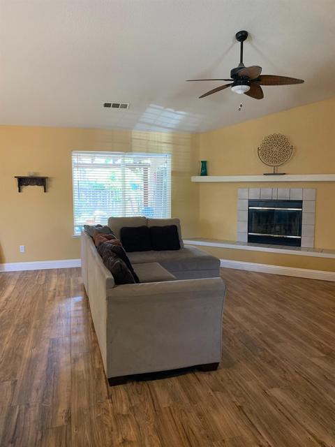 948 Beaver Park Way, Galt, CA 95632 photo 4