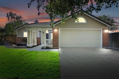 881 W Mount Diablo Ave, Tracy, CA 95376 photo 4