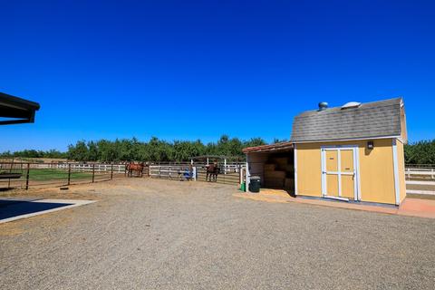 20268 Santa Fe, Escalon, CA 95320 photo 4