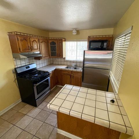 2035 E Myrtle St, Stockton, CA 95205 photo 16
