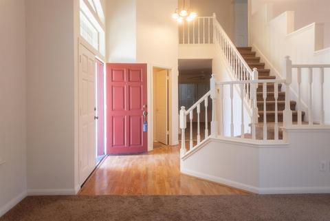 561 Renaissance Dr, Tracy, CA 95376 photo 2