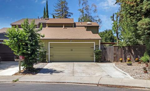 341 Scenic Pl, Manteca, CA 95337 photo 1