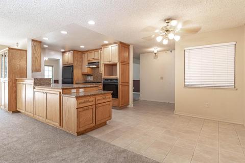 866 Cypress St, Manteca, CA 95336 photo 8